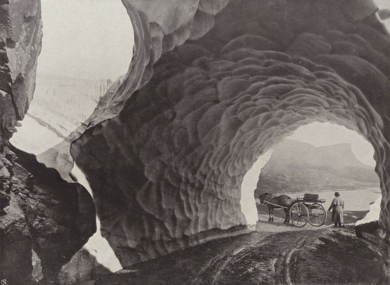 Tunnel gennem sne, Hauklidpasset af Norwegian Photographer