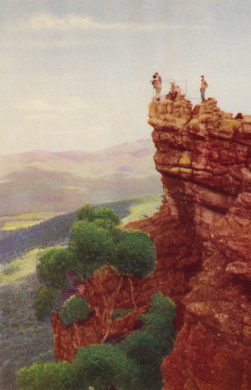 The Pinnacle (farvefoto) af Photographer Australian
