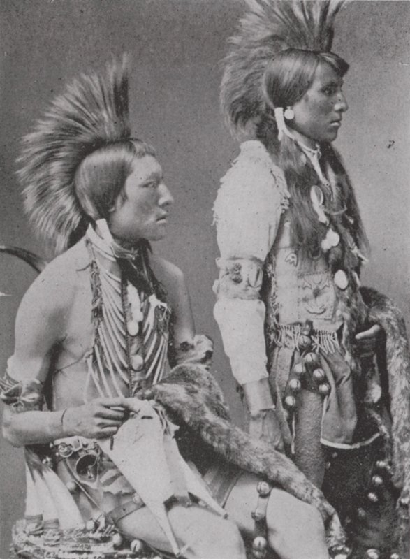To Blackfoot Braves (s/h-foto) af Photographer Canadian