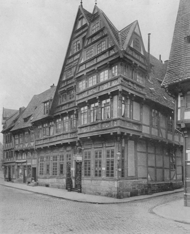 Gammelt tysk hus i Der Osterstrasse (s/h foto) af Photographer German