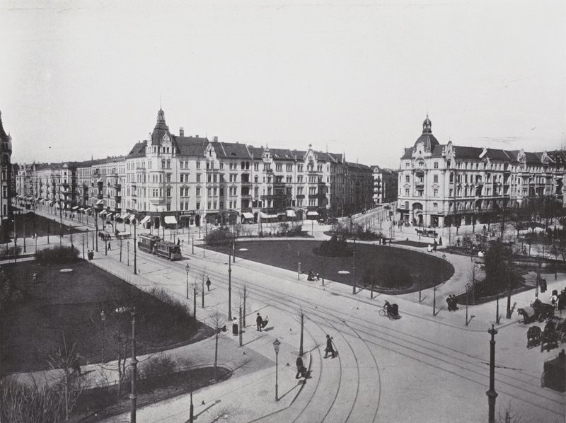 Charlottenburg, Savigny-Platz (s/h-billede) af Photographer German