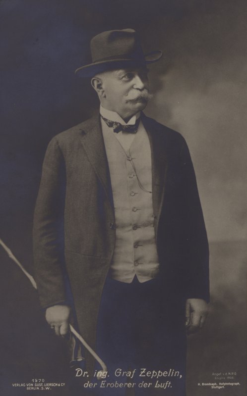 Graf Ferdinand von Zeppelin, tysk luftskibsdesigner og konstruktør (s/h foto) af Photographer German