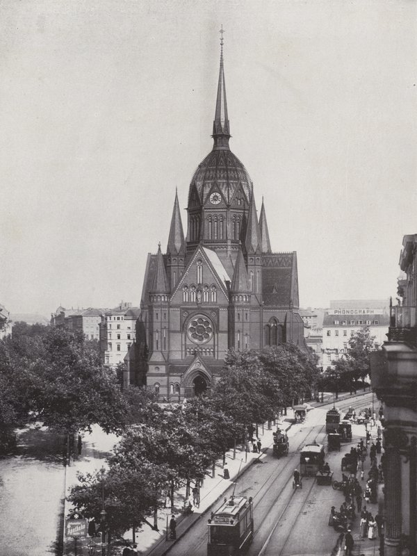 Det Hellige Kors Kirke (s/h foto) af Photographer German