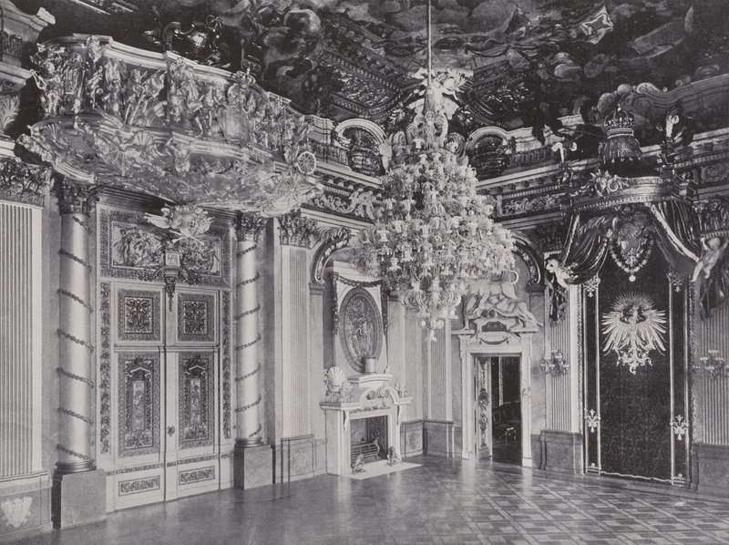 Konigliches Schloss, Thronsaal (s/h foto) af Photographer German