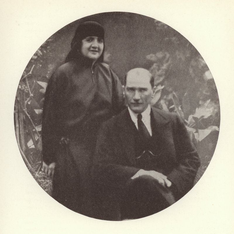 Mustafa Kemal Ataturk, Tyrkiets præsident, og hans kone, Latife Usakligil (s/h-billede) af Photographer German