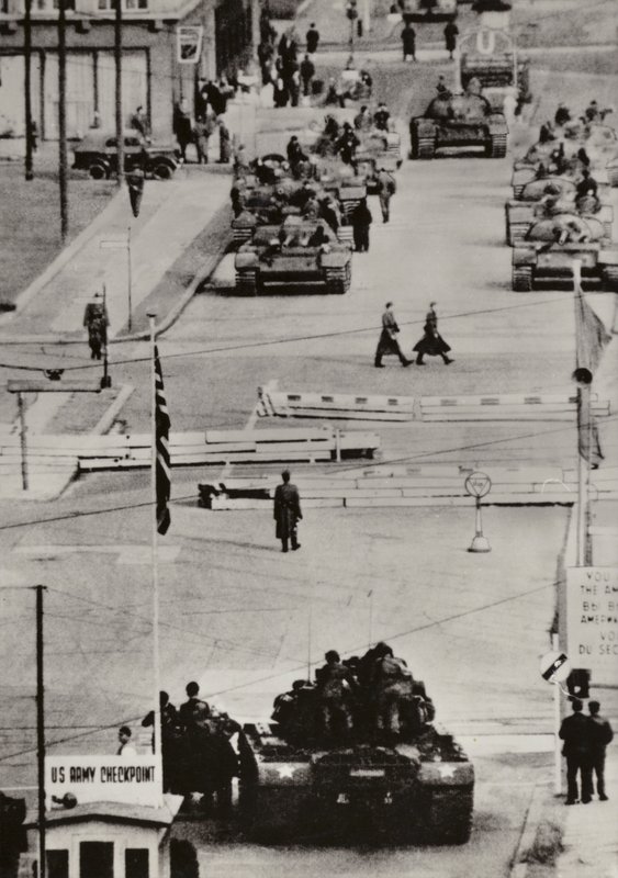 oktober 1961, Berlin Friedrichstrasse (s/h foto) af Photographer German