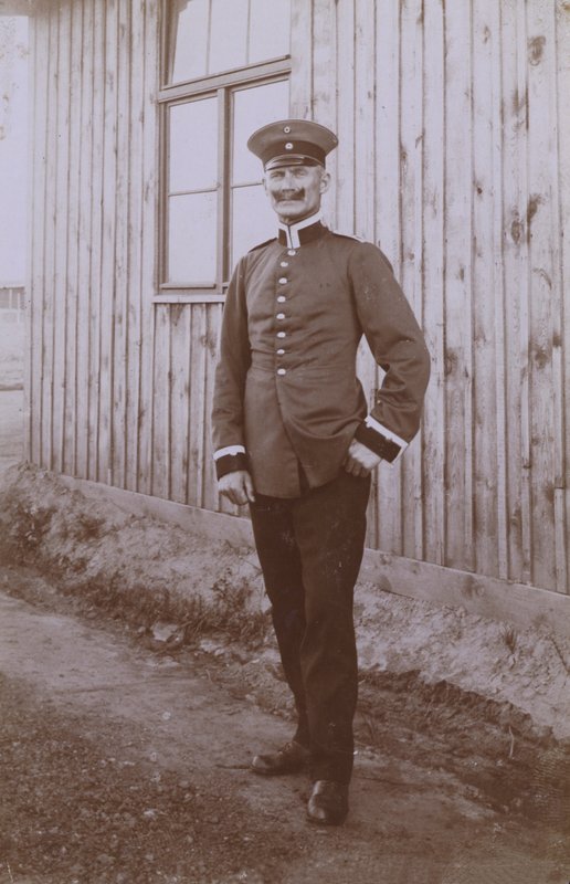 Portræt af en tysk soldat (s/h foto) af Photographer German