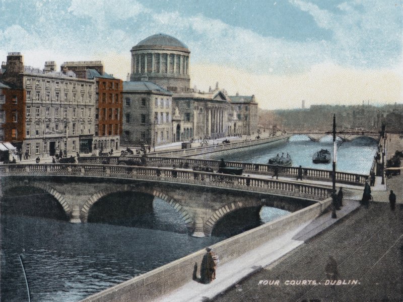 Four Courts, Dublin (farvefoto) af Photographer Irish