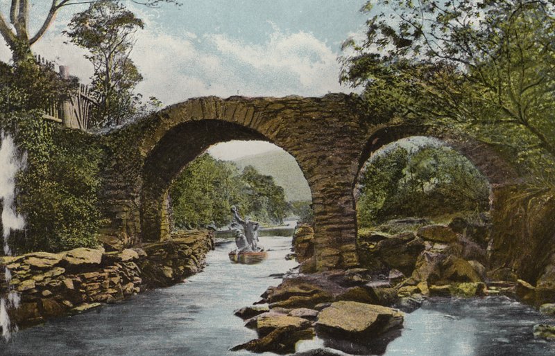Sydirland: The Old Weir Bridge (Shooting the Rapids), Killarney (farvet foto) af Photographer Irish