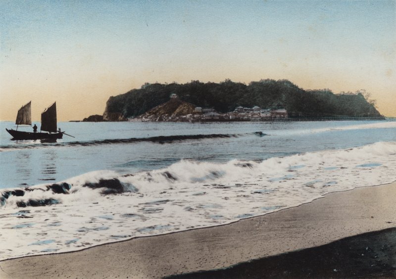 Japan, ca. 1912: Enoshima Island set nær Kamakura (foto) af Photographer Japanese