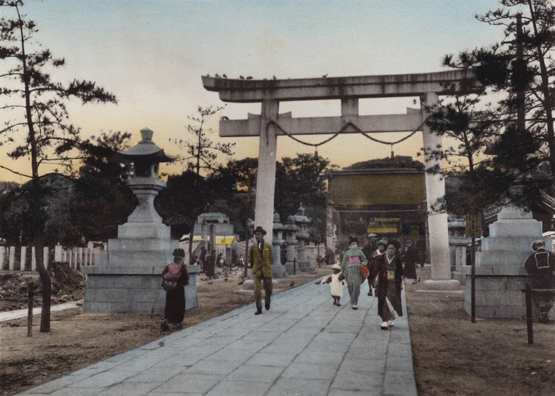 Japan, ca. 1912: Nanko-helligdommen, Kobe (foto) af Photographer Japanese