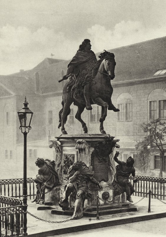 Berlin: Der Grosse Kurfurst; Monument for den store kurfyrst (s/h foto) af Sasha Stone