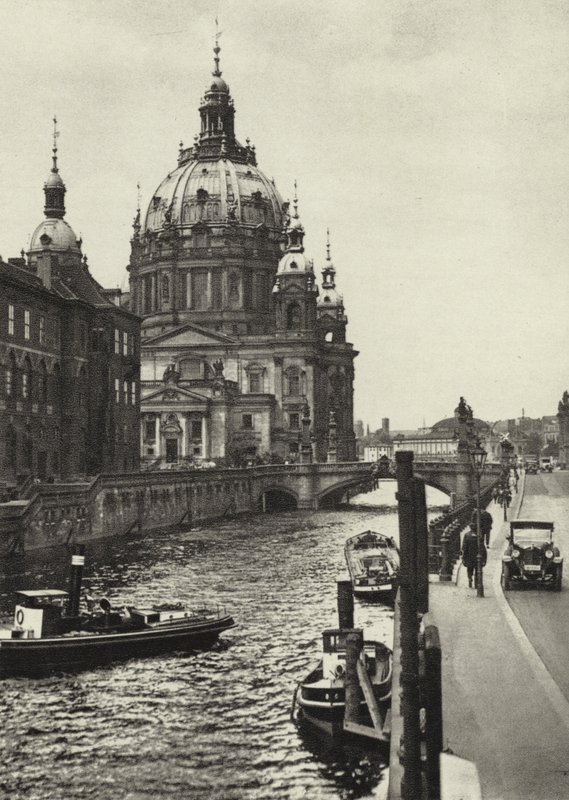 Berlin: Dom; Katedral (s/h foto) af Sasha Stone