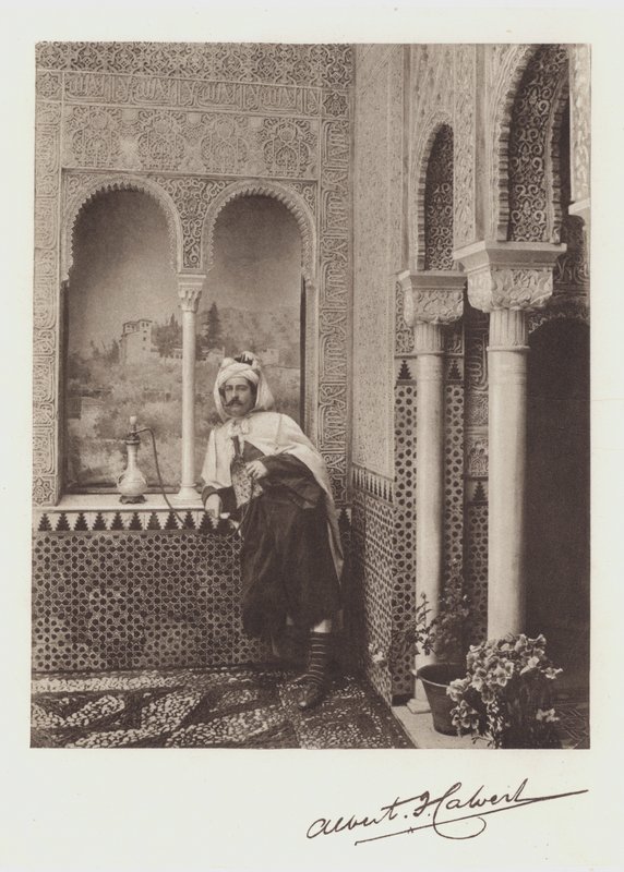Albert F Calvert, portræt og signatur (farve litho) af Spanish Photographer