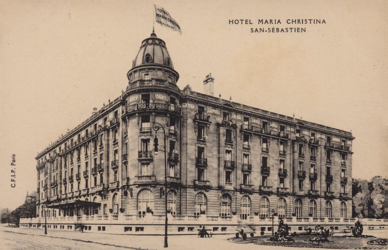Hotel Maria Christina, San-Sebastien (s/h-foto) af Spanish Photographer