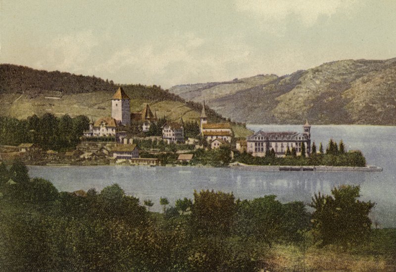Berner Oberland: Spiez (farvet foto) af Swiss Photographer