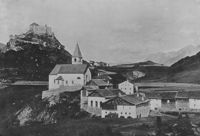 Chateau de Tarasp (s/h foto) af Swiss Photographer