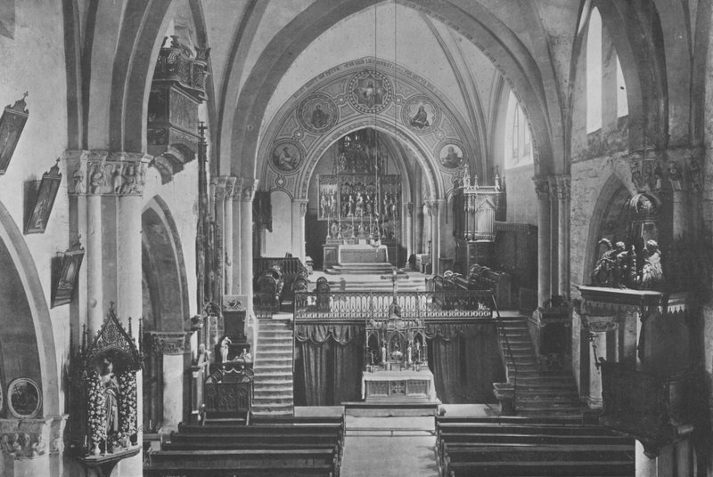 Det indre af Chur Cathedral (s/h foto) af Swiss Photographer