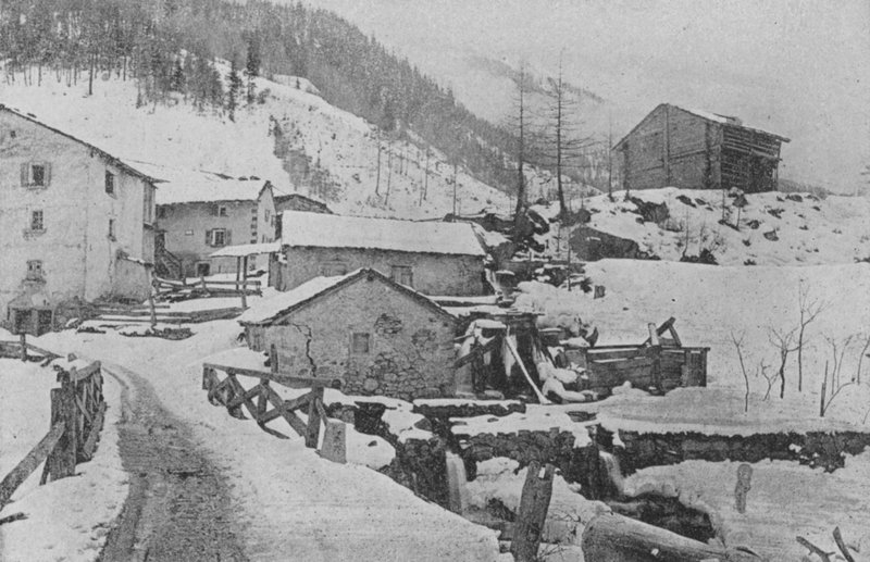 Landsbyen Praz de Fort, Route du St-Bernard (s/h-billede) af Swiss Photographer