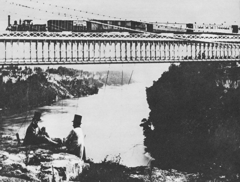 Første jernbanebro over Niagara (s/h foto) af William England