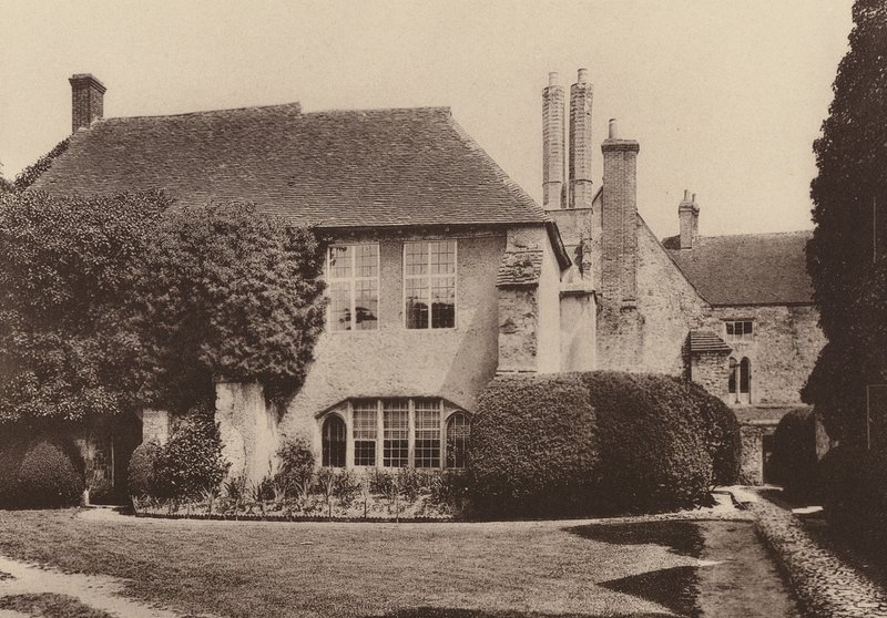 På Amberley Castle, West Sussex (s/h-foto) af William Galsworthy Davie