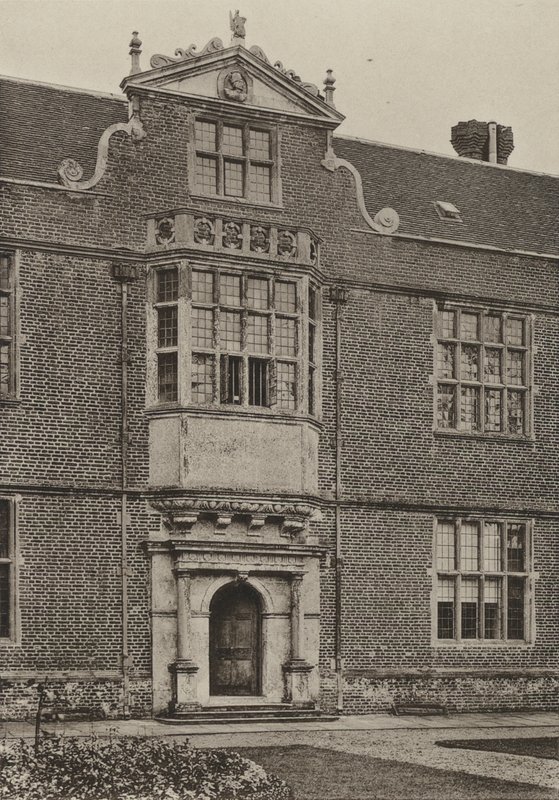 Døråbning, Entrance Bay, South Wing, Cobham Hall (s/h foto) af William Galsworthy Davie