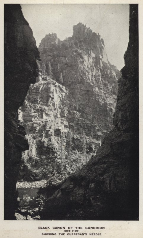 Canyons of Colorado: Black Canon of the Gunnison, set fra siden, viser Currecanti-nålen (s/h-billede) af William Henry Jackson