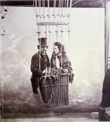 Fotografisk portræt af fotograf og aerostatpilot Felix Tournachon dit Nadar (1820-1910) og hans kone poserer i en ballonkurv