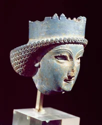 Hoved af en prins, fra Persepolis, 5.-4. århundrede f.Kr. (lapis lazuli)