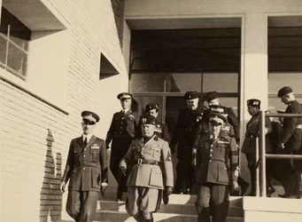 Indvielse af bygningerne i den kongelige lufthavn "Fausto Pesci" i Bologna, bygget af firmaet Mauro Toschi fu Ulisse, i nærværelse af hertugen Benito Mussolini, 24/10/1936 (s/h foto)