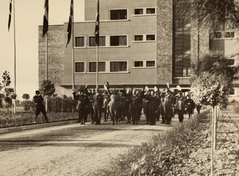 Indvielse af bygningerne i den kongelige lufthavn "Fausto Pesci" i Bologna, bygget af firmaet Mauro Toschi fu Ulisse, i nærværelse af hertugen Benito Mussolini, 24/10/1936 (s/h foto)
