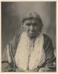 Fru Joseph Street, Winnebago