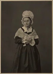 Kvinde i Lorraine-kjole, ca. 1860