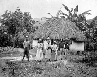 Hytte tilhørende sorte indbyggere, Jamaica, cirka 1905.