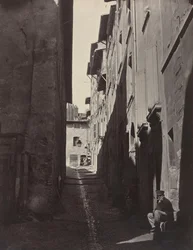 Renovering af den gamle by i Marseille, Rue Caves de l
