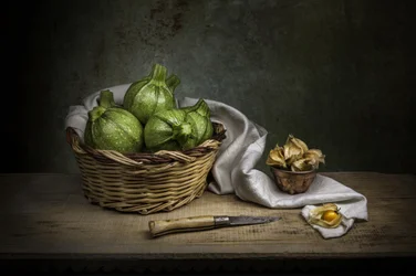 Rustikt stilleben med squash