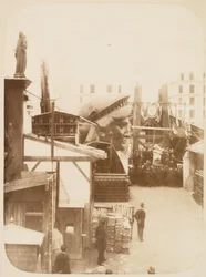Udsigt over det ydre område af Monduit og Bechet værkstedet, der viser lederen af Frihedsgudinden, Paris, 1883