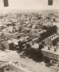 Udsigt sydvest fra kuppelen på retsbygningen i Chicago, 1858