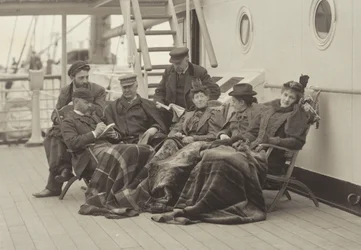 Sime Herrmann, hr. og fru Mann, dr. Brown, hr. McGibbon, frøken Linthicum og Emmy – om bord på Bourgogne den 5.–14. maj 1896
