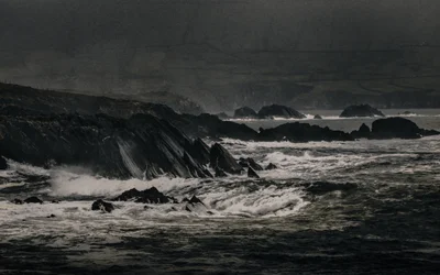 Cliffs Near Inch, 2018 (håndmalet fotografi)