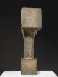 Hoved, ca. 1910-12 (kalksten)
