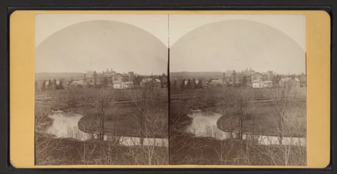 Fugleperspektiv af boligbygninger, ca. 1870 (s/h-billede)