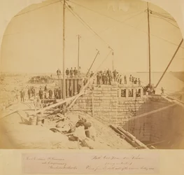 South Gate House of the New Reservoir, Central Park, under konstruktion (albumin print)