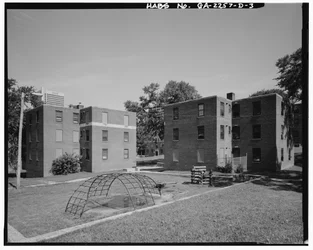 Techwood Homes, Building No. 2, 569-573 Techwood Drive, Atlanta, Fulton County, GA (s/h-billede)