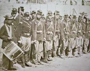 Det sjette Maine Infanteri Regt. Union Army, i parade efter slaget ved Fredericksburg