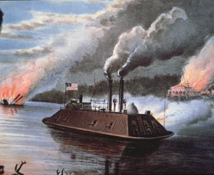 Føderalt jernbeklædt skib på Mississippi, der bombarderer fjendens territorium (farve litho)