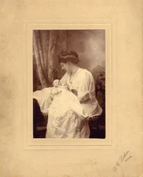 Hertuginde Evelyn Cavendish med sin datter Lady Anne