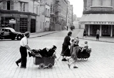 Frankrig juni 1940: Udvandring af befolkningen ved Porte d