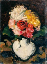 Buket blomster i hvid vase