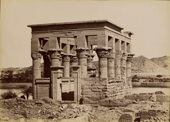 [Kiosk of Philae] / [Kiosque of Phile]